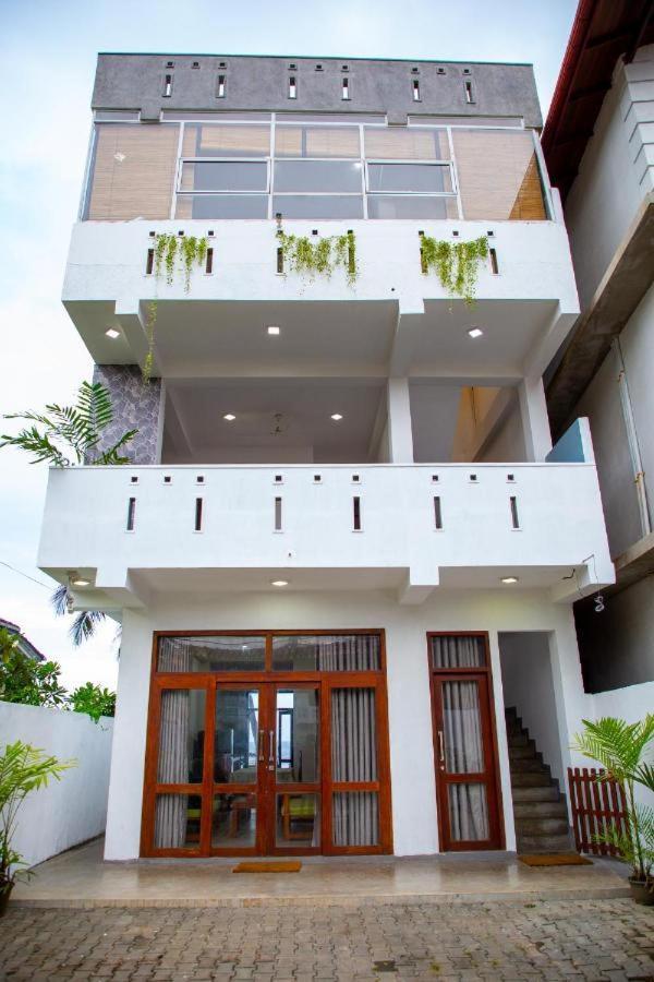 Asa Bay Beach Resort Talpe Bagian luar foto