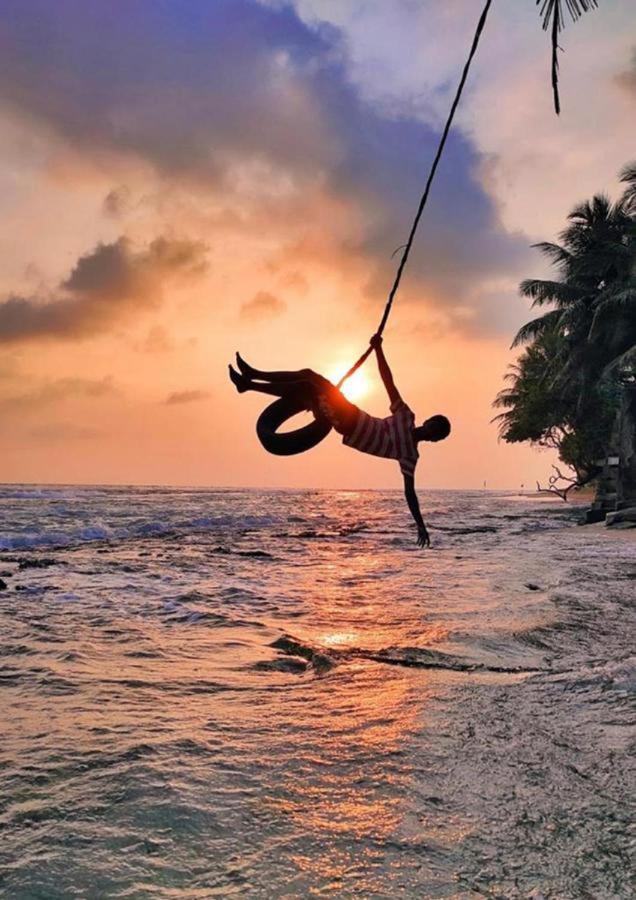 Asa Bay Beach Resort Talpe Bagian luar foto