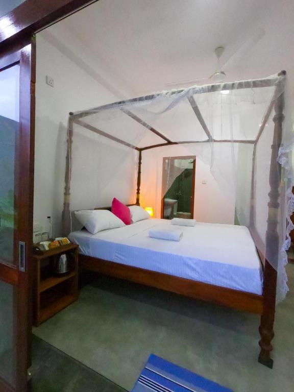 Asa Bay Beach Resort Talpe Bagian luar foto